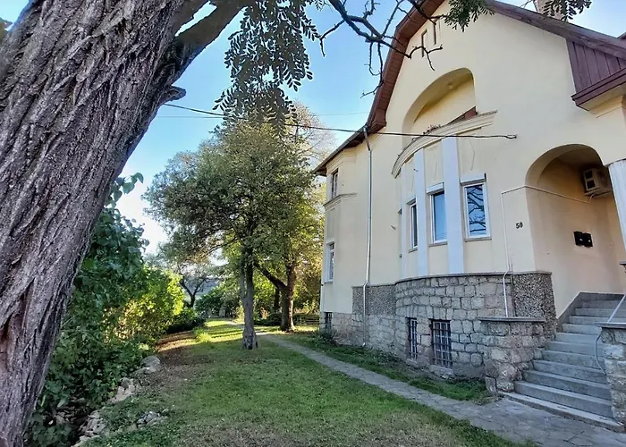 Castle Apartman ****